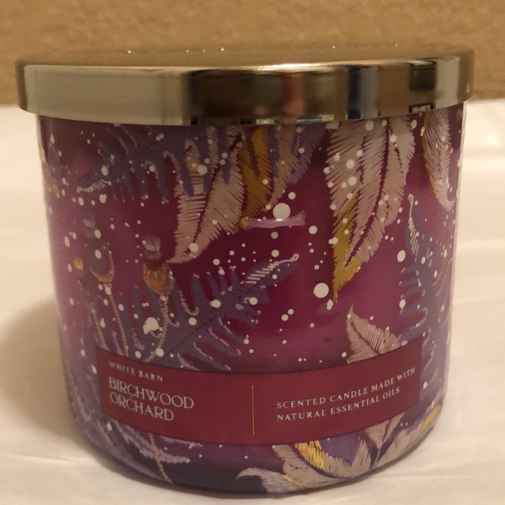 NWT Bath & Body Works White Barn Birchwood Orchard 3 Wick Candle.